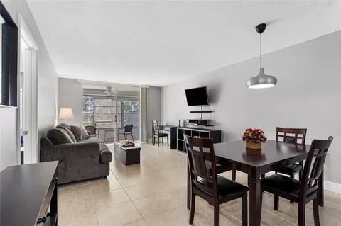 9700 Sunrise Lakes Blvd #101, Sunrise, FL 33322