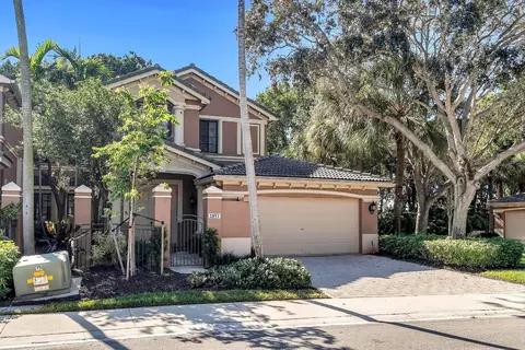 2857 Kinsington Cir #17-4, Weston, FL 33332