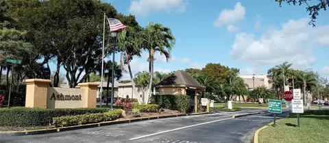 7739 Ashmont Cir #106, Tamarac, FL 33321