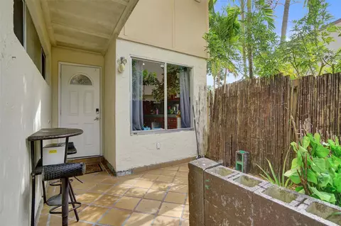 8226 NW 8th Pl #6, Fort Lauderdale, FL 33324