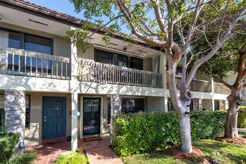 2831 NE 60th #2831, Fort Lauderdale, FL 33308