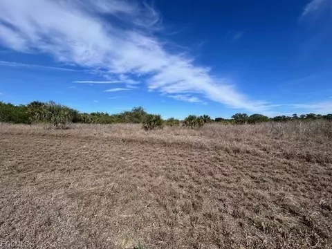 111 Dublin Cir, Labelle, FL 33935