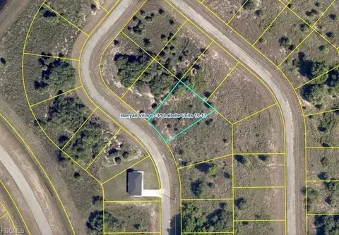111 Dublin Cir, Labelle, FL 33935 photo 2