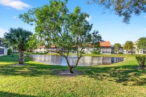 3042 Lucerne Park Dr #5612, Greenacres, FL 33467