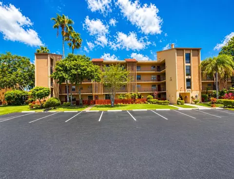 370 NW 76th Ave #202, Margate, FL 33063