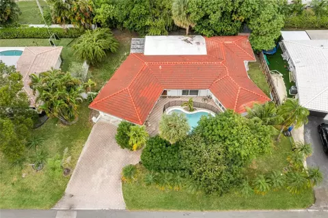 2741 NE 30th, Fort Lauderdale, FL 33306