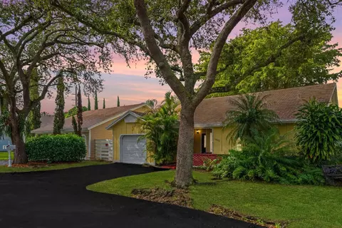 15022 SW 140th Ct, Miami, FL 33186