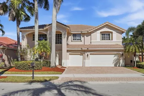 2444 Greenbrier Ct, Weston, FL 33327