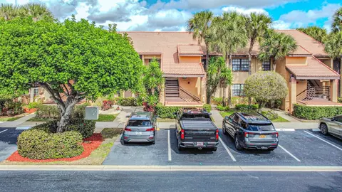 11221 Aspen Glen Dr #205, Boynton Beach, FL 33437