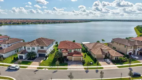 9280 W Parkland Bay Trl, Parkland, FL 33076