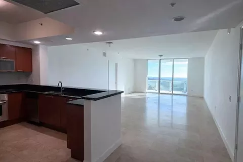 14951 Royal Oaks Ln #1607, North Miami, FL 33181