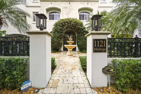 1121 Madruga #201, Coral Gables, FL 33146