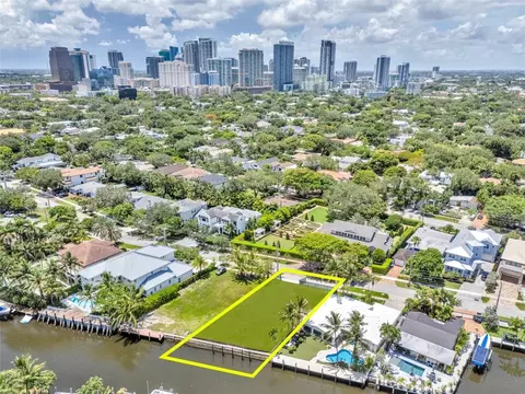 1104 S Rio Vista Blvd, Fort Lauderdale, FL 33316