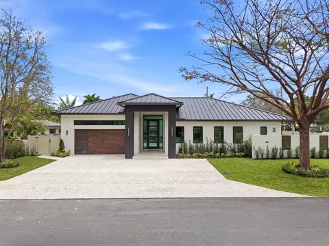 2400 NE 26th Ave, Fort Lauderdale, FL 33305