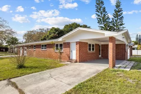 1119 Pine Ave, Fort Pierce, FL 34982