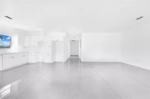 7990 NW 8th Ave, Miami, FL 33150