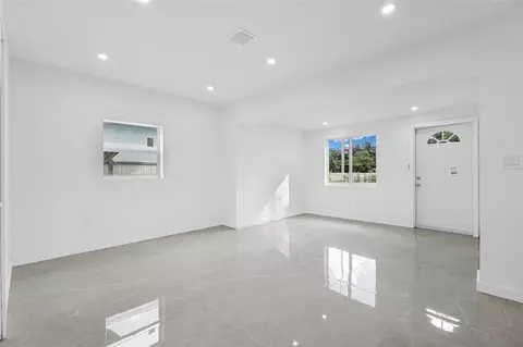 11406 NW 17th Ave, Miami, FL 33167