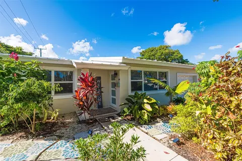 171 SE 6th Ave, Deerfield Beach, FL 33441