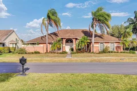 1656 Grantham Dr, Wellington, FL 33414