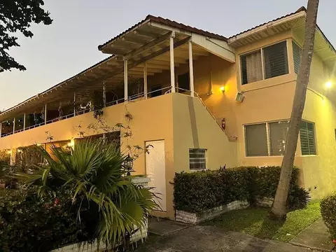 30 Park Dr #15, Bal Harbour, FL 33154