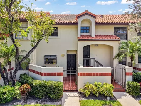 409 Republic Ct #409, Deerfield Beach, FL 33442