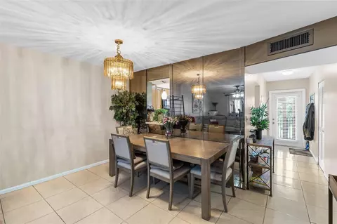 480 NW 76th Ave #407, Margate, FL 33063