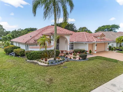10405 Canoe Brook Cir, Boca Raton, FL 33498