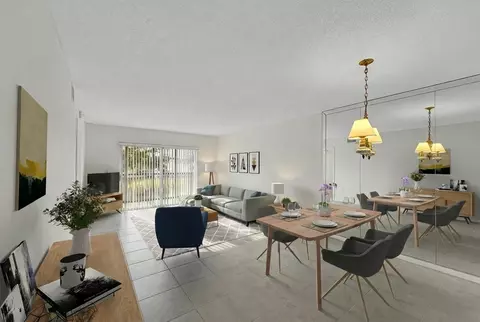 9537 Weldon Cir #202, Fort Lauderdale, FL 33321