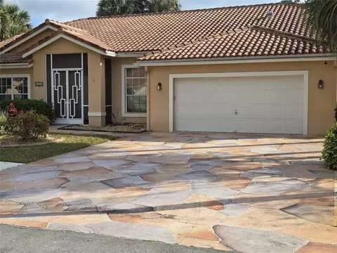 5112 NW 66th Ave, Lauderhill, FL 33319