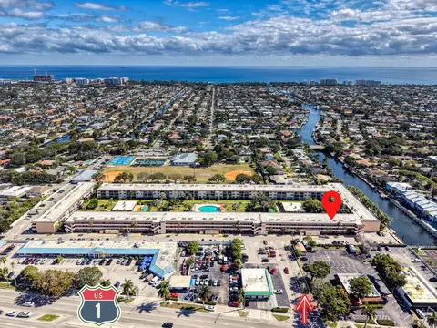 4500 N Federal Hwy #303, Lighthouse Point, FL 33064