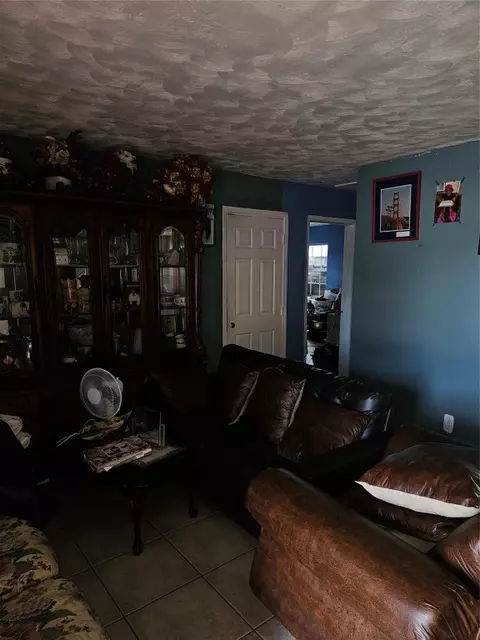 2510 NW 6 St, Pompano Beach, FL 33069