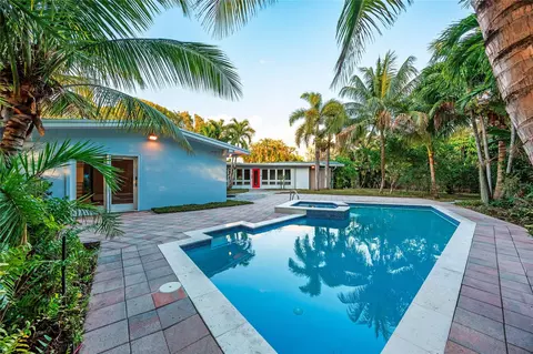 2614 NE 15th St, Fort Lauderdale, FL 33304