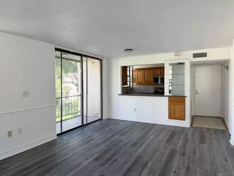 1754 NW 55th Ave #204, Lauderhill, FL 33313