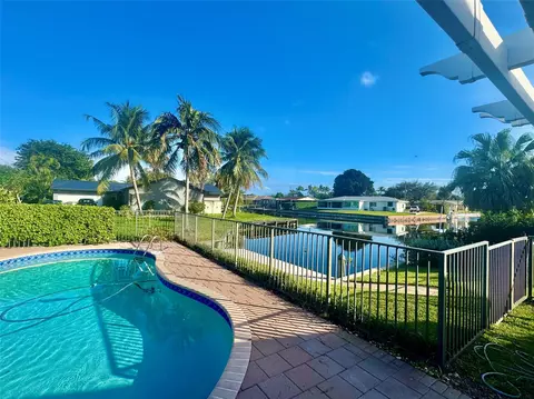 2122 Palmetto Rd, West Palm Beach, FL 33406