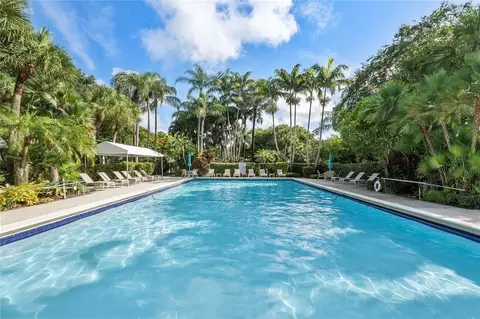 804 Cypress Grove Ln #407, Pompano Beach, FL 33069