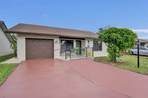 2273 SW 15th Pl, Deerfield Beach, FL 33442