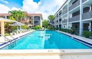 Exterior - 601 Pine Dr #207, Pompano Beach, FL 33060 photo 5 of 7