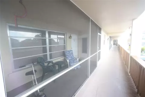 Exterior - 601 Pine Dr #207, Pompano Beach, FL 33060 photo 4 of 7