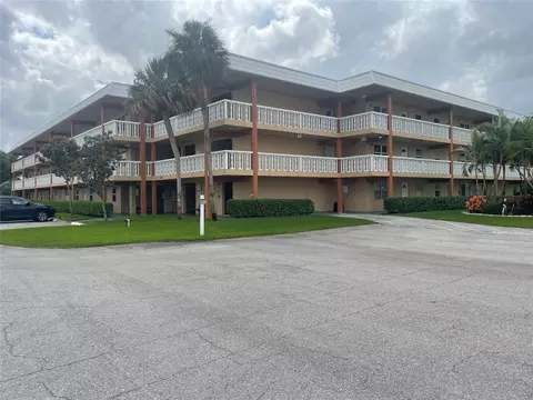 9818 Marina Blvd #1226, Boca Raton, FL 33428