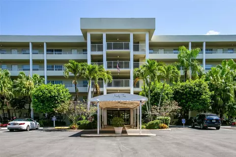 804 Cypress Blvd #106, Pompano Beach, FL 33069