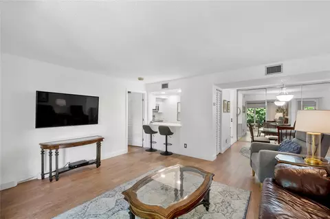 3909 N Ocean Blvd #206, Fort Lauderdale, FL 33308