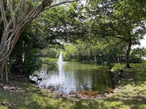 9999 Summerbreeze Dr #105, Sunrise, FL 33322