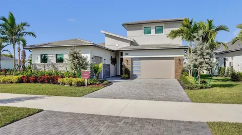 13934 Bastille St, Palm Beach Gardens, FL 33412