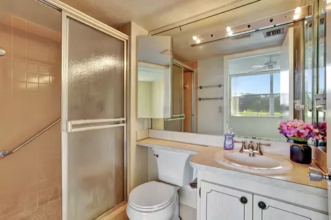Bath - Undisclosed, Margate, FL 33063 photo 3 of 3