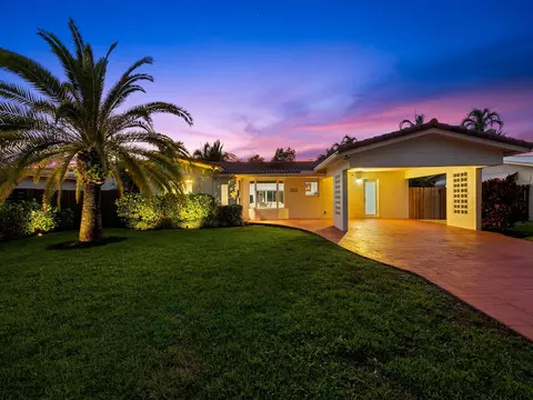 3431 NE 18th Ave, Oakland Park, FL 33306