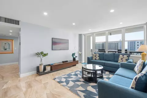 301 N Ocean Blvd #1104, Pompano Beach, FL 33062