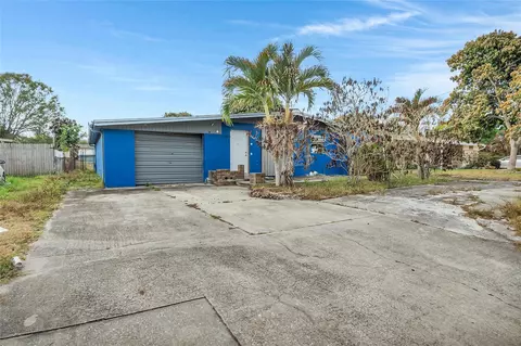 803 Palm Ave, Fort Pierce, FL 34982