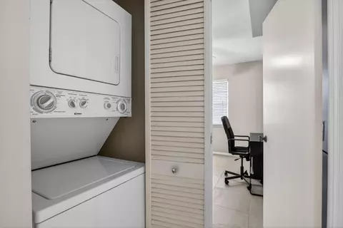 2003 Granada Dr #L4, Coconut Creek, FL 33066