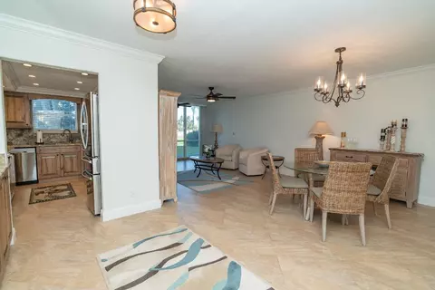 2731 NE 14th Street Cswy #118, Pompano Beach, FL 33062
