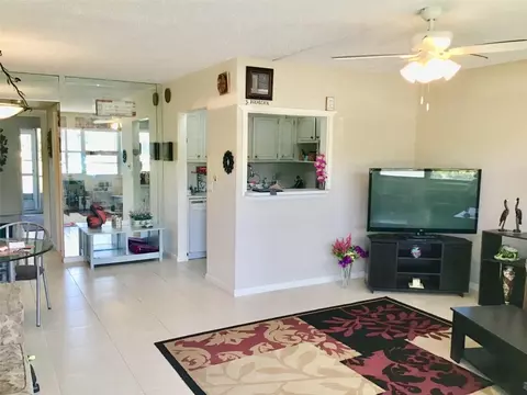 7 Oakridge B #7, Deerfield Beach, FL 33442